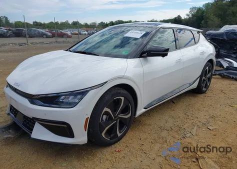 2024 Kia Ev6 Gt-Line z USA, uszkodzony, nr VIN KNDC4DLC8R5189396